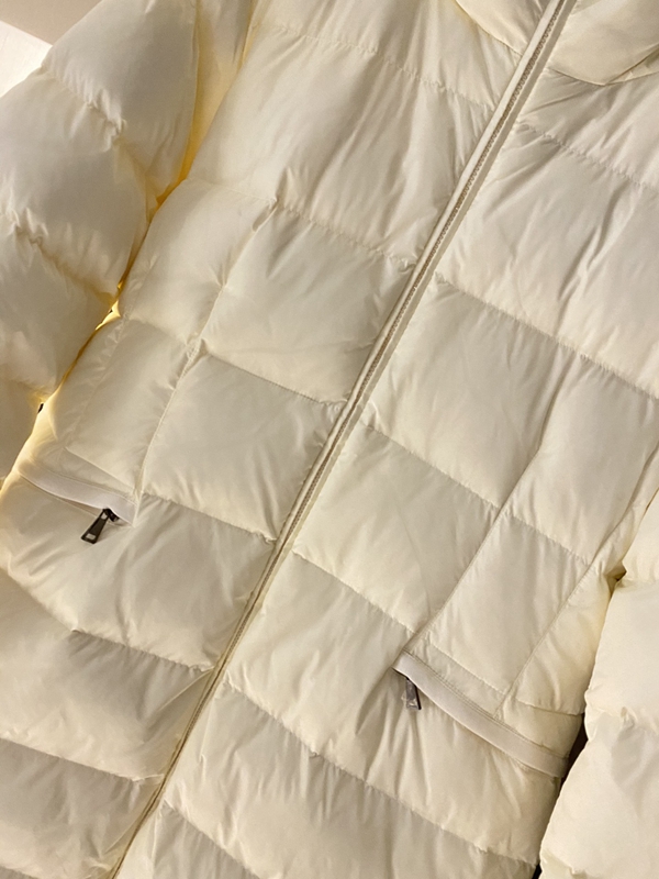 ハイクオリティダウンジャケット細部ディテール